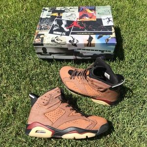 Jordan Retro 6 Mens 7 or Womens 9